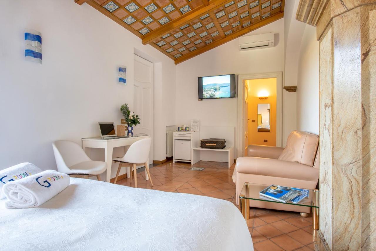 Suite Lidia B&B Sorrento Exteriör bild