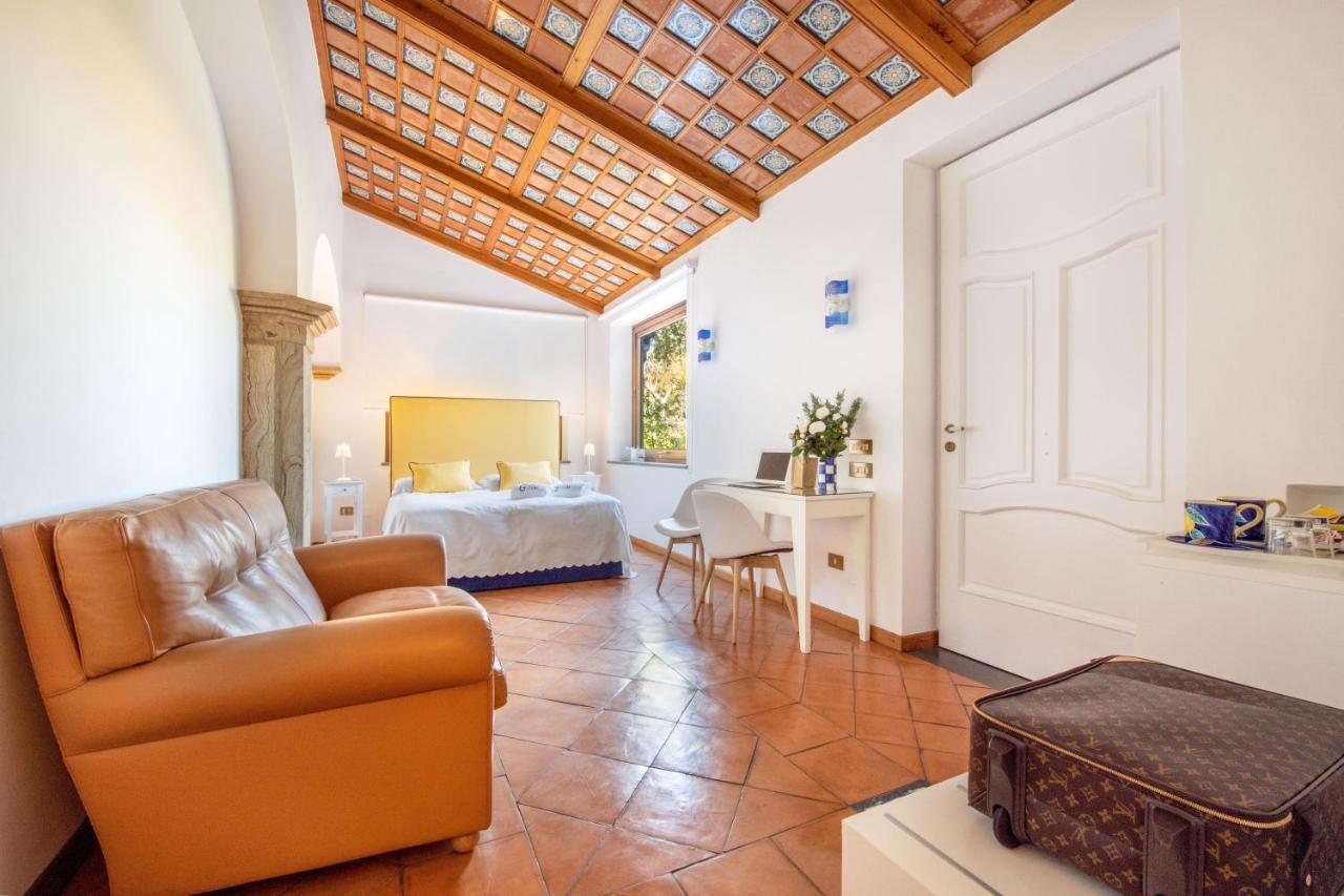 Suite Lidia B&B Sorrento Exteriör bild